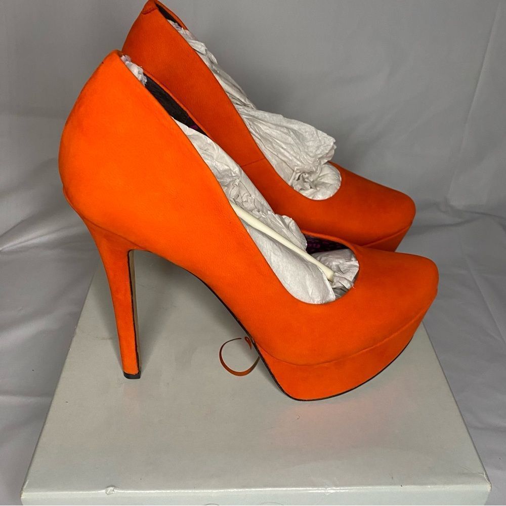 Jessica Simpson Orange Suede Platform Pumps
